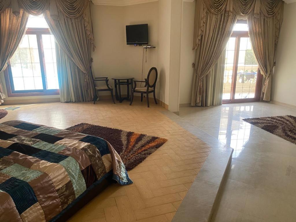 Villa Super Luxurious With Large Landscape Areas Kairo