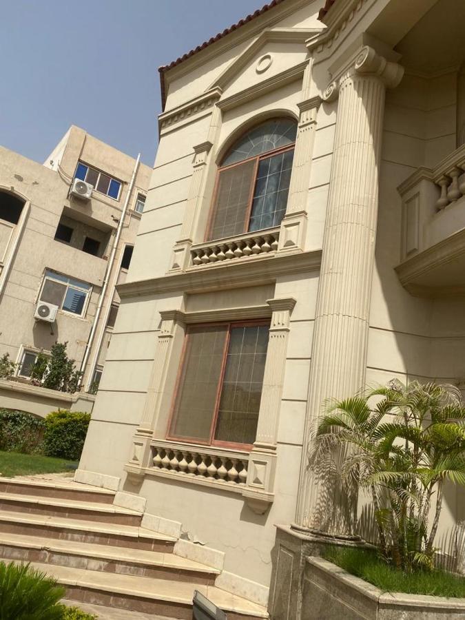 Super Luxurious With Large Landscape Areas