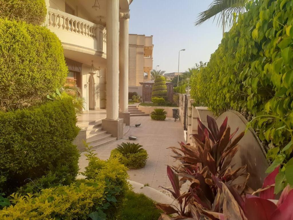 Villa Super Luxurious With Large Landscape Areas