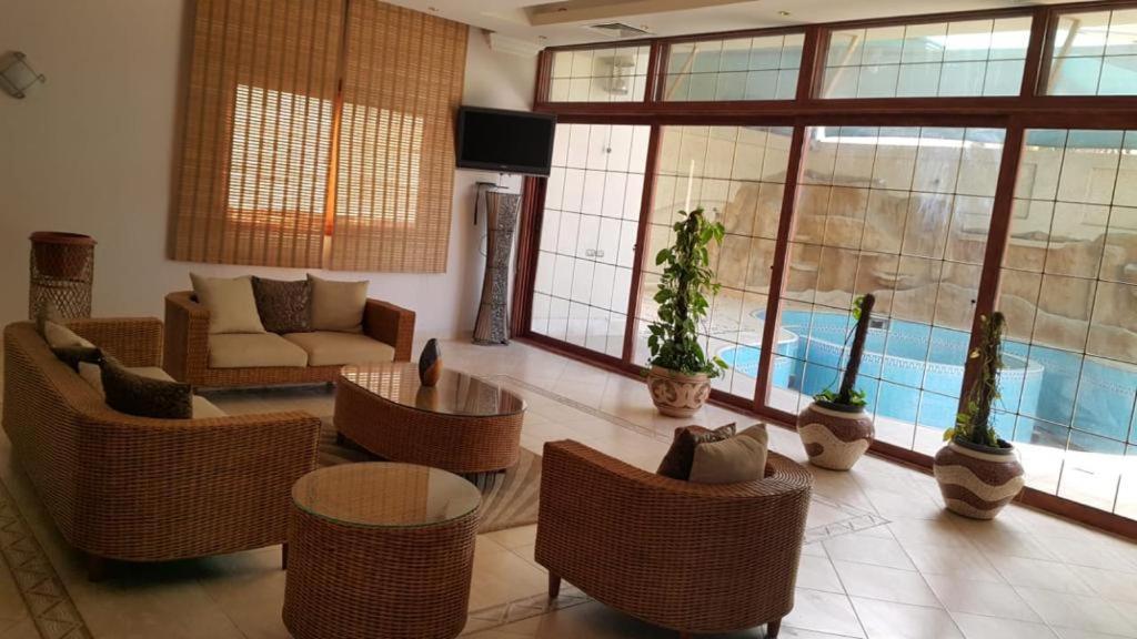 Villa Super Luxurious With Large Landscape Areas